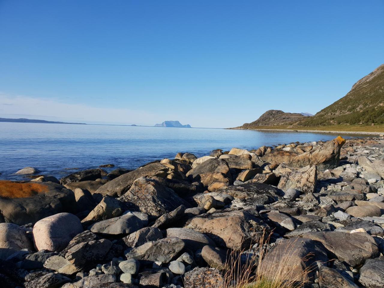 Nord-Lenangen Lyngen Fjordcampヴィラ エクステリア 写真